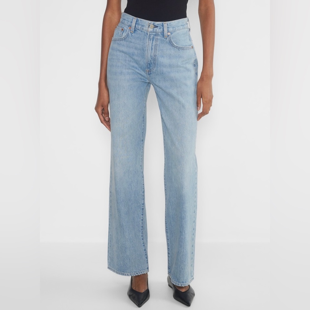 The Farrah Hi-Rise Wide Leg Jean – Size 28